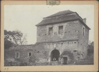Чернелица - Чернелица Замок Ворота