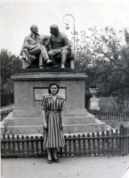  - Памятник В.И.Ленину и Й.В.Сталину