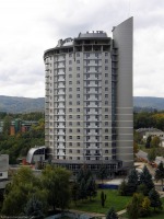 Трускавец - Трускавець- Карпатська  столиця. Самий високий будинок у Львівській області.