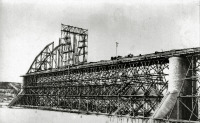 Муром - Строительство Муромского моста через Оку. Правый берег, монтаж стальных пролётных конструкций.