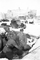 Волгоград - На улице освобожденного Сталинграда. Зима 1943 года.