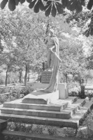 Умань - Памятник воинам, погибшим в боях при освобождении города Умани от немецких захватчиков