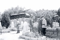 Симферополь - Могилы танкистов, павших в боях за Крым ,Симферополь 1945 г.