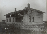 Заставна - Разрушенное здание железнодорожной станции Юркауцы во время Первой Мировой войны