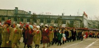 Пружаны - Пружаны.Коллектив совхоз-техникума на ноябрьской демонстрации