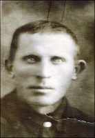 Россошь - Красноармеец 910-го полка 220-й стрелковой дивизии Николай Григорьевич Демченко  умер от ран 22.03.1942 года,