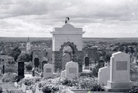 Ужгород - Памятники на могилах советских воинов, павших за освобождение города Ужгорода