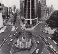 Нью-Йорк - Columbus Circle, named for Christopher Columbus, США,  Нью-Йорк (штат),  Нью-Йорк,  Манхеттен