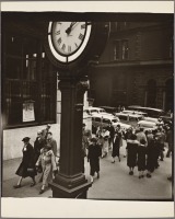 Нью-Йорк - Манхэттен. Пятая авеню и 44-я улица, 1938