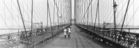 Нью-Йорк - Пешеходы на Бруклинском мосту