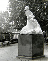 Нижний Новгород - Памятник Максиму Горькому