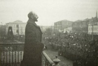 Саратов - В.П.Антонов-Саратовский на балконе городского театра