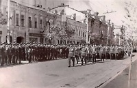 Саратов - Военный парад на проспекте Ленина