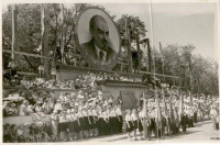 Саратов - Пионерский праздник на площади Революции