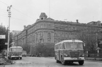 Саратов - Автобусы маршрута №11 на Музейной площади