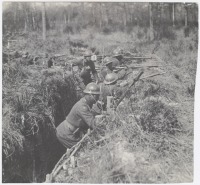 Франция - Солдаты 369-го пехотного полка в окопах Франции, 1918