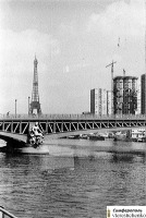Париж - Париж. Эйфелева башня и мост Мирабо - 1977