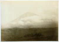 Япония - Вид Фудзиямы от подножия горы Хакони, 1870-1879