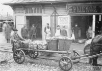 Старые магазины, рестораны и другие учреждения - Рыбный лабаз на рынке