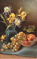 Ретро открытки - Ирисы в голубой вазе, персики и виноград