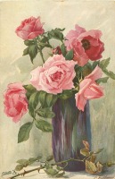 Ретро открытки - Розы с бутонами в голубой высокой вазе