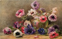Ретро открытки - Р.А. Фостер. Анемоны в низкой зелёной вазе и цветы на столе