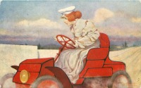 Ретро открытки - Рыжеволосая леди в красном автомобиле и белом манто