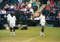 Лондон - Anand and Vijay Amritraj 2000 Wimbledon Sr Invitation Doubles Finals Великобритания , Англия , Большой Лондон