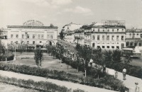 Астрахань - Астрахань. Вид на улицу Розы Люксембург с Октябрьской площади 1960