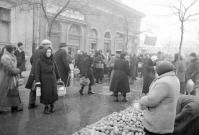 Будапешт - Вид городского рынка на одной из улиц после освобождения города от немецких захватчиков
