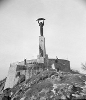 Будапешт - Монумент советским воинам-освободителям на горе Геллерт в Будапеште