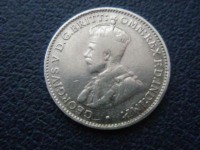 Старинные деньги (бумажные, монеты) - 3 пенса