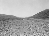 Киргизия - Дорога на юг каменистой Алайской долины, 1906-1908