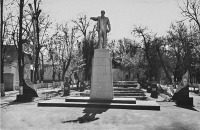 Туркменистан - Кушка. Памятник В. И. Ленину на Аллее Героев.