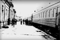 Туркменистан - Кушка. Перрон железнодорожного вокзала.