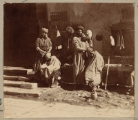 Узбекистан - Самарканд. Парикмахерская в Регистане, 1911