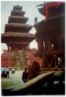 Непал - Многоярусная пагода в Непале