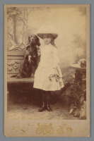 Нидерланды - Принцесса Вильгельмина с собакой