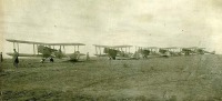 Авиация - Самолёты Р-1 «Красный лесопильщик» на аэродроме.