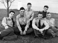 Авиация - Советские военные лётчики Алсиба с группой американских офицеров. 1942-1945