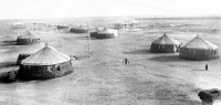Авиация - Дома личного состава Второго перегоночного авиаполка в Уэлькале. Алсиб, 1943-1944