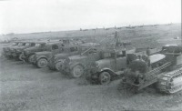 Авиация - Автомобильный и тракторный парк аэродрома Уэлькаль. Алсиб, 1944