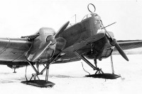 Авиация - Советский двухмоторный многоцелевой  самолёт АНТ-7 (Р-6) лётчика Д.Тарасова. Весна 1936