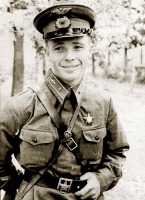  - Герой Советского Союза ,летчик-истребитель В.В.Талалихин
