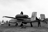Авиация - немецкий реактивный истребитель He-162 «Саламандра»