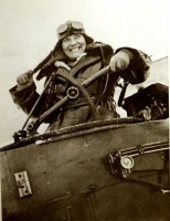 Авиация - Женщина-пилот ВВС Рабоче-Крестьянской Красной Армии