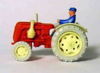 Игрушки - Модели машин к железной дороге производства ГДР.