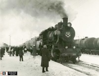  - Паровоз Су209-04 с пассажирским поездом на ст.Череповец-I,Вологодская область.