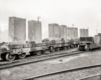 Железная дорога (поезда, паровозы, локомотивы, вагоны) - Платформы со стальными слитками