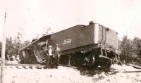 Железная дорога (поезда, паровозы, локомотивы, вагоны) - Крушение паровоза компании 